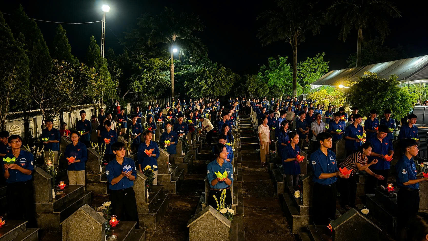 Xã Đức Hợp tổ chức Lễ thắp nến tri ân các Anh hùng Liệt sĩ nhân kỷ niệm 79 năm Ngày Thương binh - Liệt sĩ